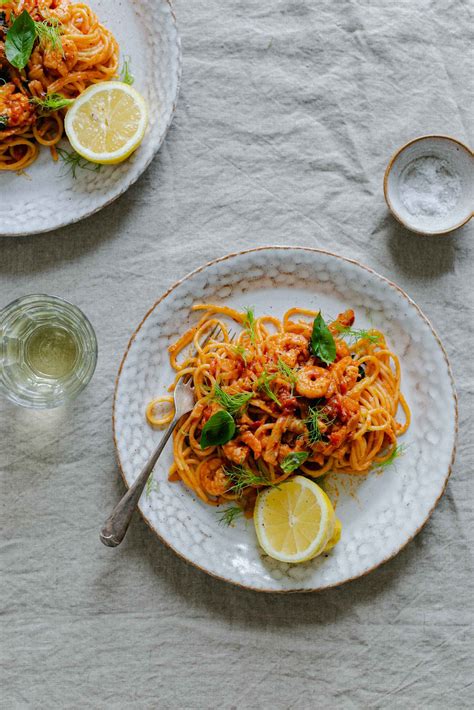 Low FODMAP prawn and fennel spaghetti - She Can't Eat What