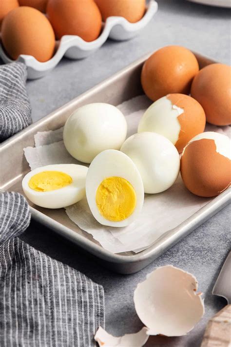 Easy Peel Hard Boiled Eggs (Perfect Every Time!)