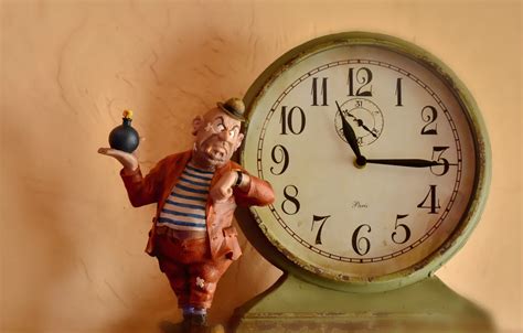 Wallpaper background, watch, bomb, figurine, dial, bandit for mobile ...