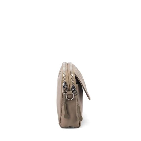 Latest Handbags – Lino Perros