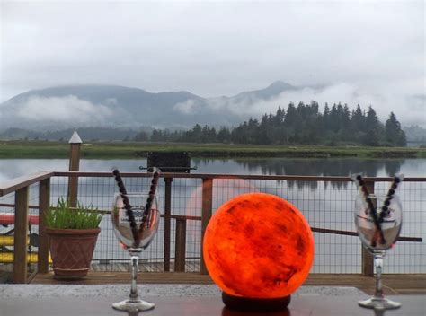 WHEELER ON THE BAY LODGE - B&B Reviews, Photos, Rate Comparison ...