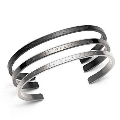 Buy Classic Bracelet Black Graphite Silver Online from DW