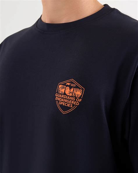 Buy DISCOVERY Men's Harpy Eagle Graphic Tee (Night Lagoon) Online in ...