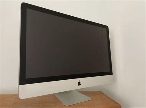 [賣/雙北] Apple iMac 21" - MobileComm板 - Disp BBS