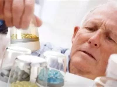 51.33%的老年人每天服药，哪些药不适应老人服用-康德乐大药房