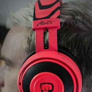Amazon.in: Buy Razer Pewdiepie Kraken Pro V2 – Analog Gaming Headset ...