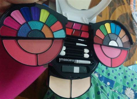 Cameleon Make up Kit For Women - 2651 (2.08 oz) : Amazon.in: Beauty