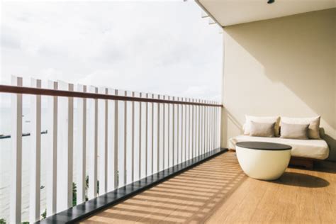 15 Modern Balcony Grill Designs For A Perfect Balcony Makeover [Latest ...