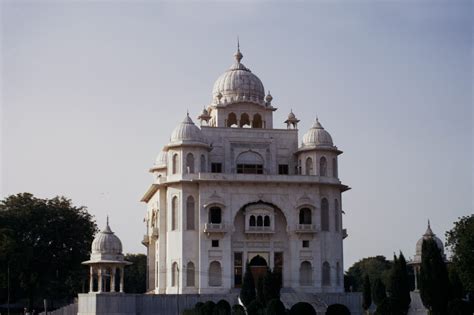 10 years passed, Bir of Guru Granth Sahib still not found | India News - News9live