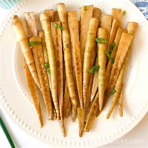 Authentic Braised Bamboo Shoots Recipe (油焖笋) - Sassy Chopsticks