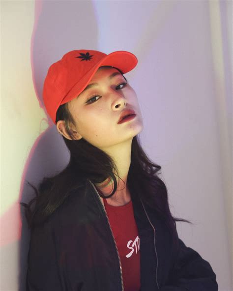 Park Seo Hee wearing Stoned & Co shirt and hat | Korean model, Asian ...