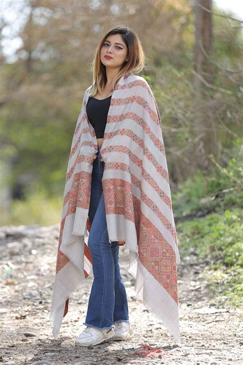 Pearl white colour shawl with flower pattern style bold and dense