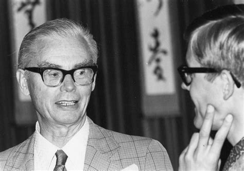 Gustave Morf | For a new world