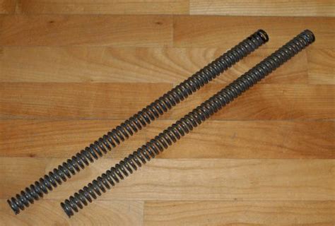 Triumph Fork Springs TR6,T120 1960- /Pair | BRITISH Only Austria ...