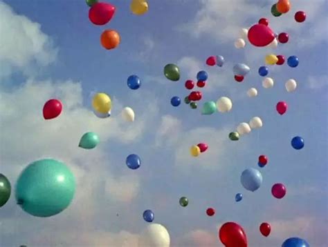 飘在天空中的气球图片素材_免费下载_jpg图片格式_高清图片16235_摄图网