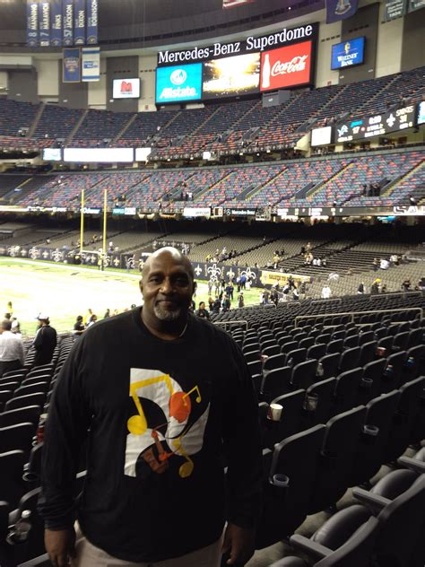 Mercedes Benz New Orleans Superdome | New orleans superdome, Mercedes ...