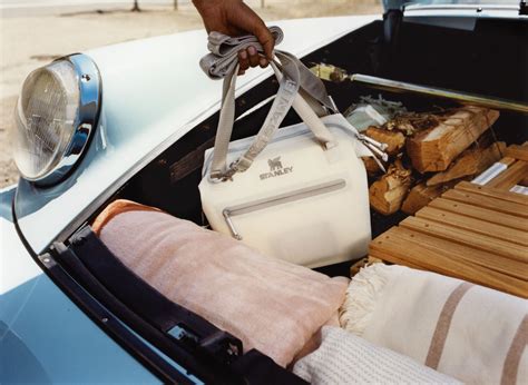 The All Day Julienne Mini Cooler | 10 Can | 7.4 QT | 7.0 L – Stanley 1913