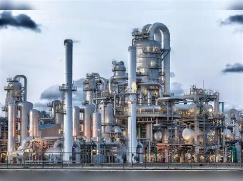 Breakout Stocks: How to trade Glenmark Pharma, Fortis Healthcare & LT ...