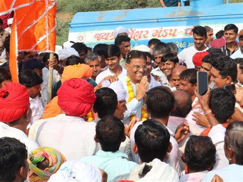 Poonam fair was held at Sukhdevpuriji Maharaj Dham Waler of Dhanera ...