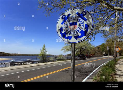 LIRR Cold Spring Harbor 的图像结果
