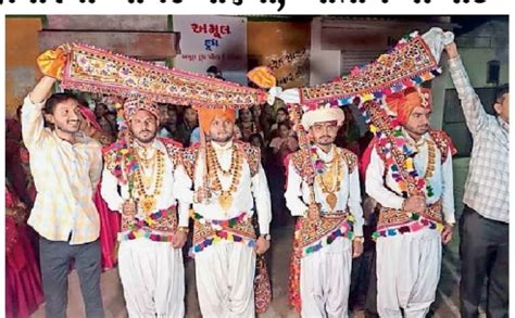 58 couples of Ahir Samaj took steps in dominance | આયોજન: આહિર સમાજના ...