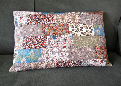Patchwork Cushion Tutorials YouTube 的图像结果