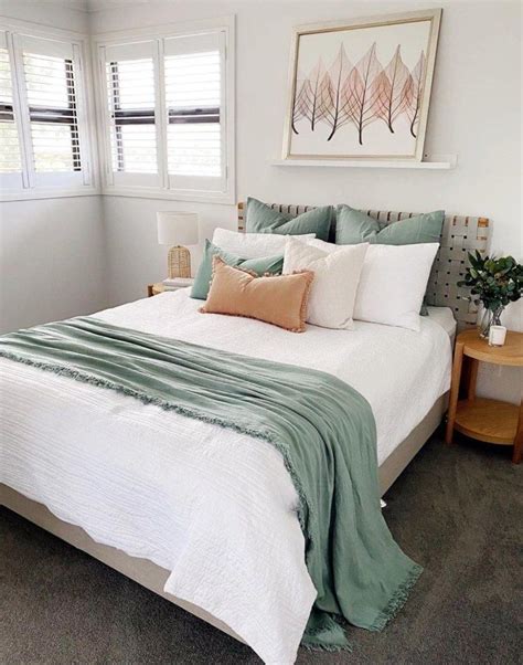 bedroom ideas sage green walls