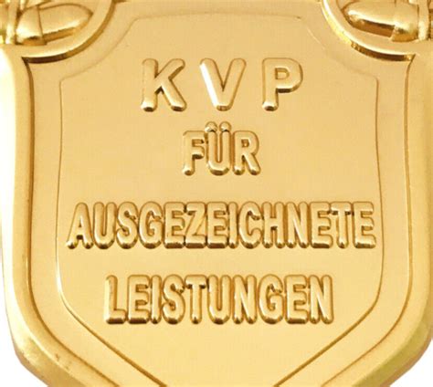 Performance badge of the barracks People's | Ubuy India