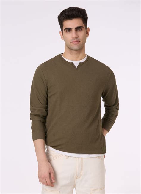 Men Leaf Green Henley Neck Full Sleeve T-shirt | Pepe Jeans India