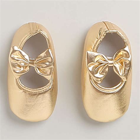 Shop Online Girls Black Solid Onesie and Shorts Set at ₹929