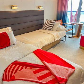 https://whereintheworldiscl.com/wp-content/uploads/2025/02/VirginVoyages_IMG_3702-1024x768.jpg