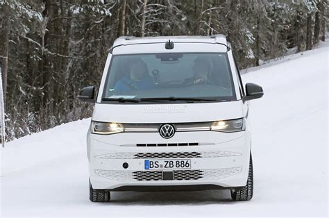 2024 VW California Camper Van Is a Mobile Home Away From Home With PHEV Power - autoevolution