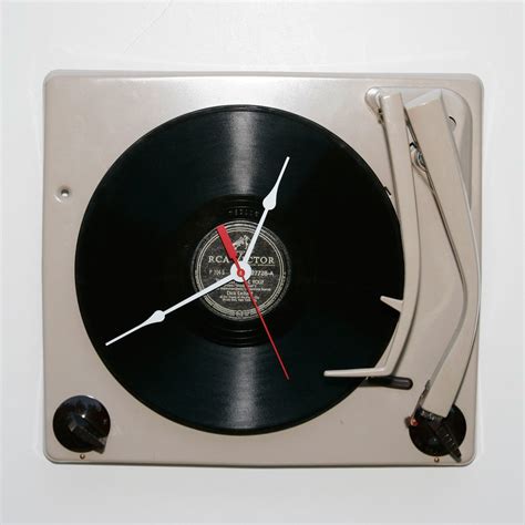 Turntable-clock-Zenith-5186 | stuff made from stuff | Flickr