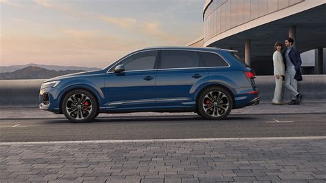 Q7 SUV > Q7 > Audi Cayman Islands