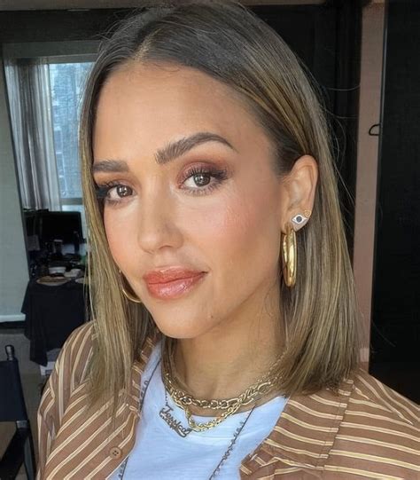 25 Cute And Innocent Doe Eyes Makeup Ideas - Styleoholic