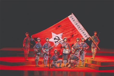 海南日报数字报-《红色娘子军》是怎样炼成的？