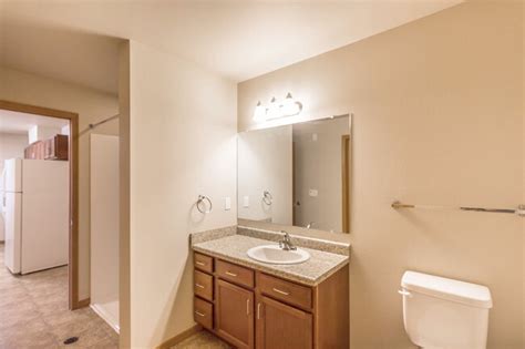 Independence Pointe Apartments - Bismarck, ND | After55