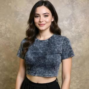 Crop T Shirt - Buy Crop T Shirt online at Best Prices in India ...