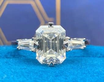 Buy Emerald Cut Moissanite Diamond Wedding Ring-solid Gold Engagement ...