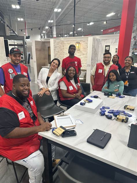 Kaitlyn McGuire on LinkedIn: #hauspro #customcountertops #flooranddecor ...