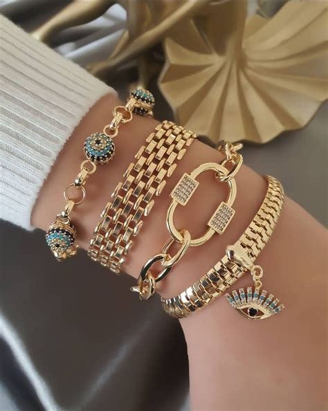 Bracelets – kohi shop