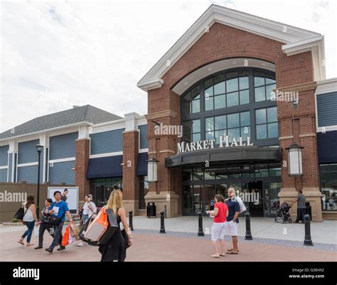 Market Hall, full of food and drink vendors at the Woodbury Common ...
