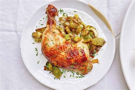 How Many Calories in a Rotisserie Chicken? (Charts)