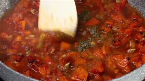 Pileći paprikaš kao ragu: Recept s kojim ćete zaboraviti bolonjez