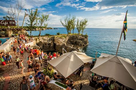 Cliff Jumping In Jamaica: Tips & Insights to know before you leap