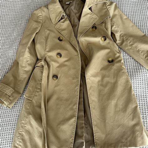 Vintage J Crew Trench coat. This beautiful coat is a... - Depop