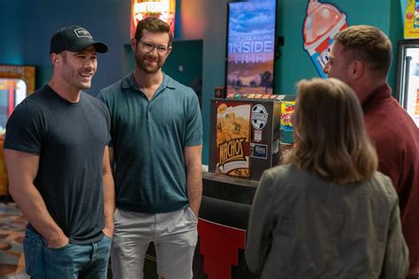 Hallmark star Luke Macfarlane on gay rom-com 'Bros' breakout - Los ...