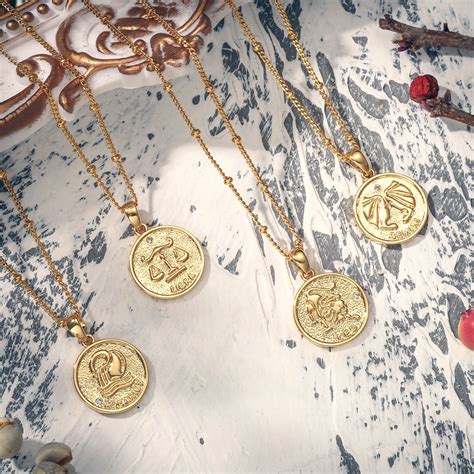 Dive into Summer 2024 with Ready-to-Wear Jewelry Trends – Selenichast