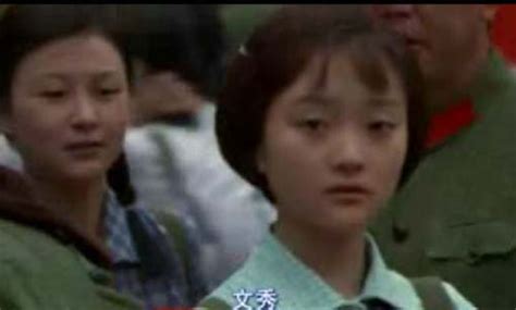 《天浴》：李小璐的成名作，曾被耽搁多年，14岁的她那样明媚动人|天浴|李小璐|陈冲_新浪新闻
