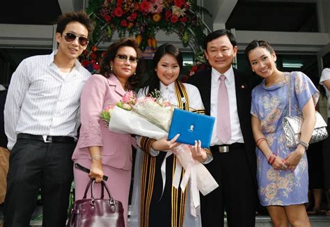 Next-generation Shinawatra takes steps to revive Thai political dynasty ...